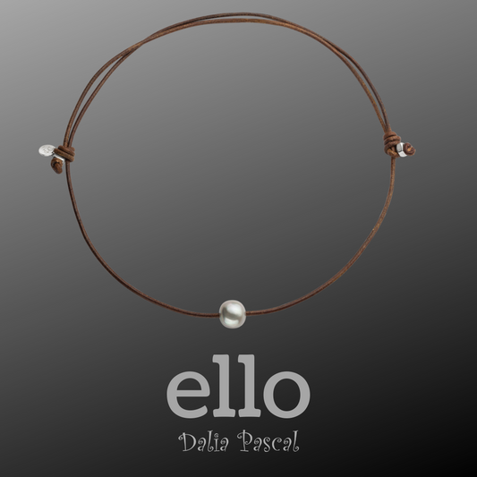 collar ajustable perla grande con cuero