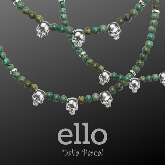 collar piedras semipreciosas con calaveras de plata
